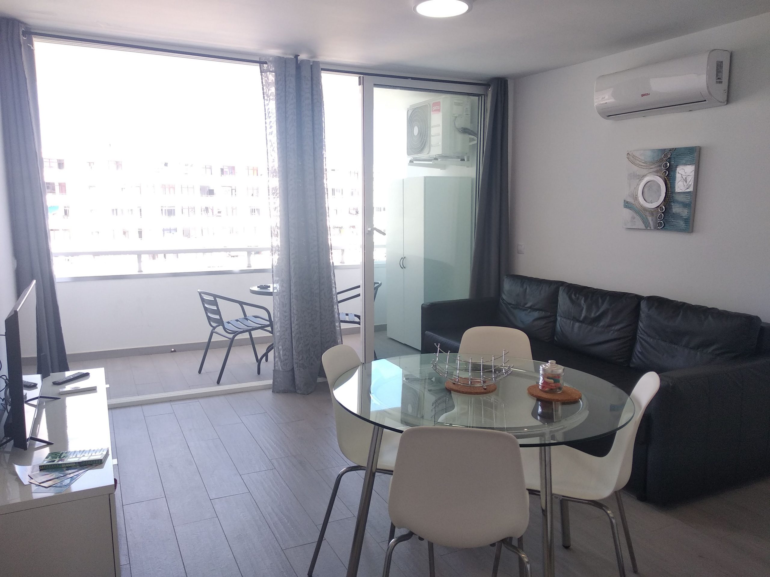 APARTMENT PLAYA DEL INGLES WITH TERRACE
