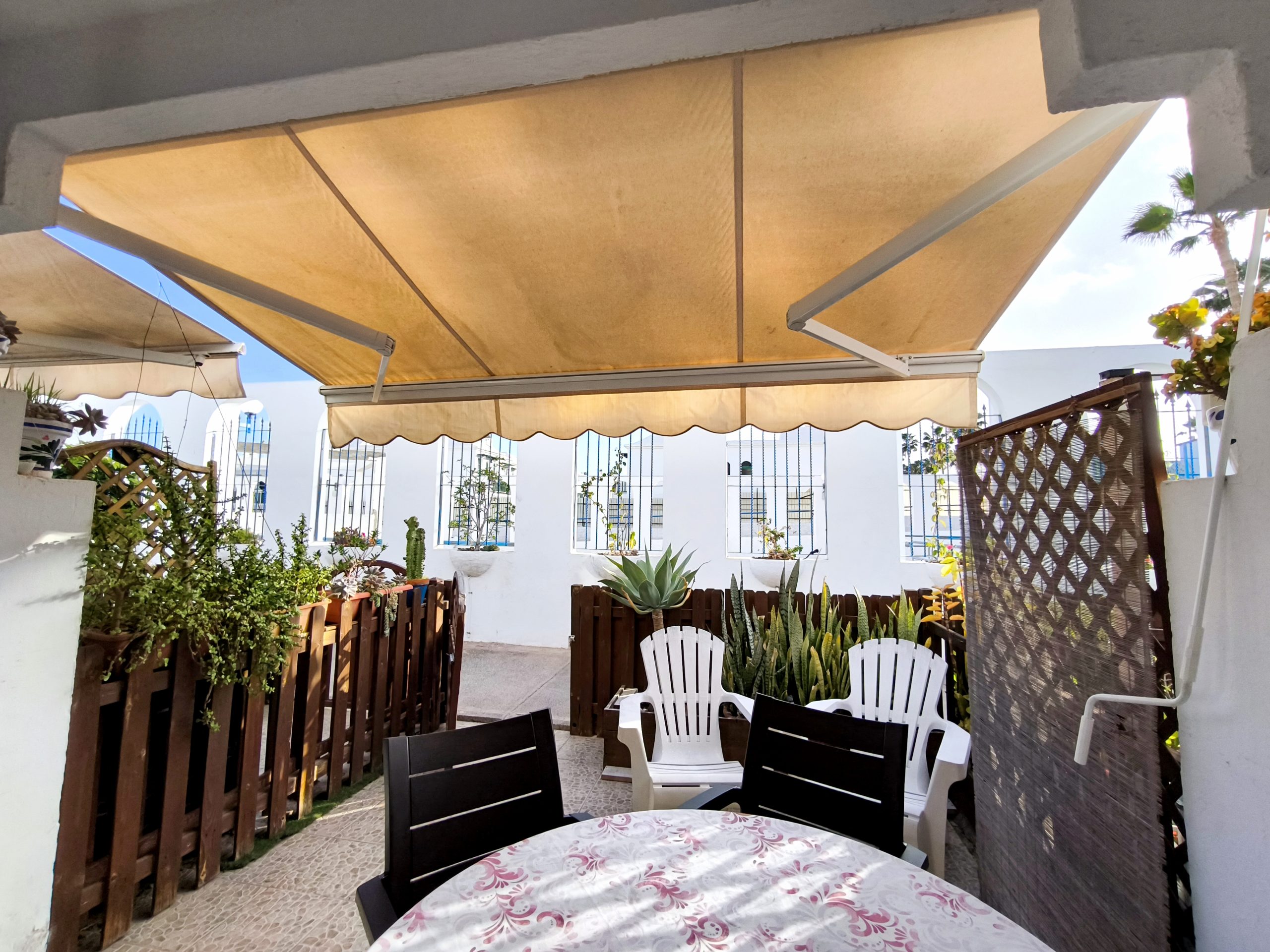 HOLIDAY BUNGALOW PLAYMAR – POOL