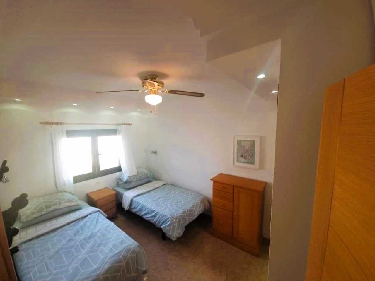 Lovely apartment very close to the beach
