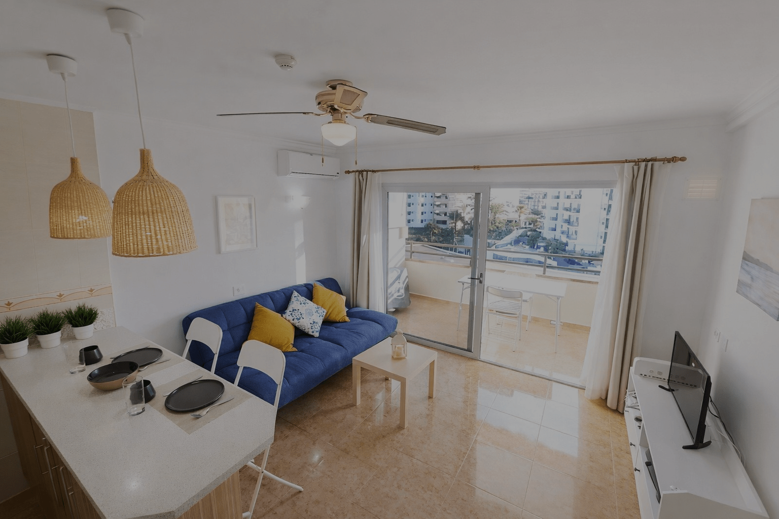 Lovely apartment very close to the beach