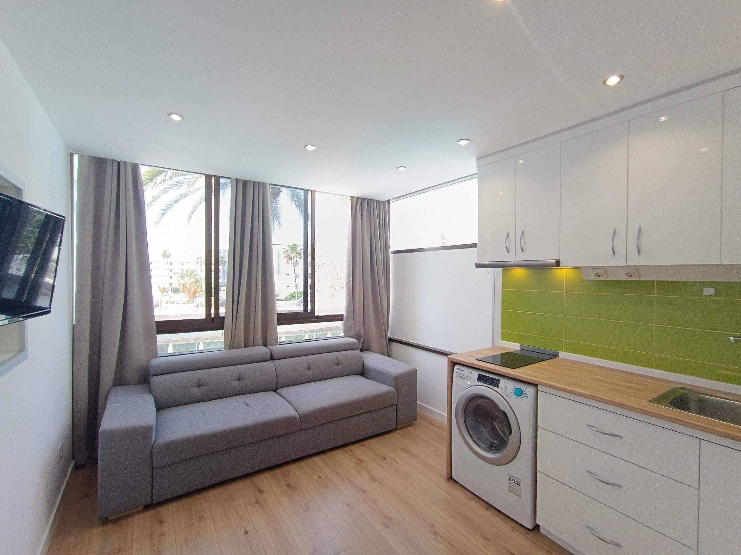 KOKA VACATIONS – PLAYA DEL INGLES