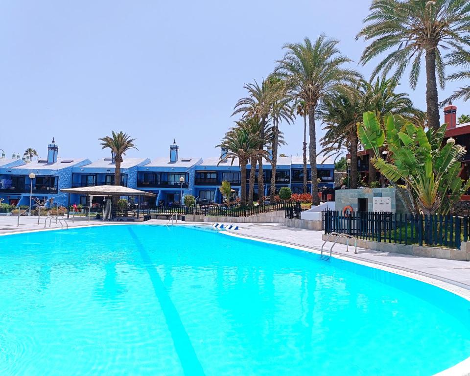 nice apartment on the beach Sun Club