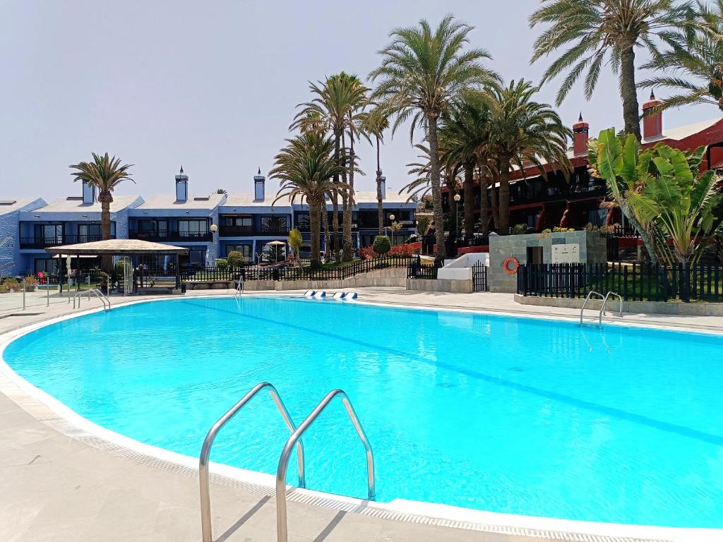 nice apartment on the beach Sun Club